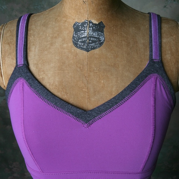 Kyodan Workout Top Elastic Hem Ruched Back V-neck - Picture 3 of 11